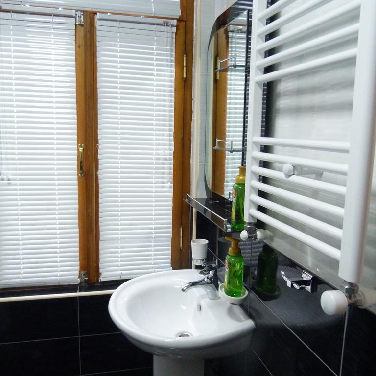 Anano Apartment On Botanikuri Tbilisi Bilik gambar
