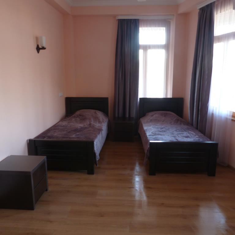 Anano Apartment On Botanikuri Tbilisi Bilik gambar