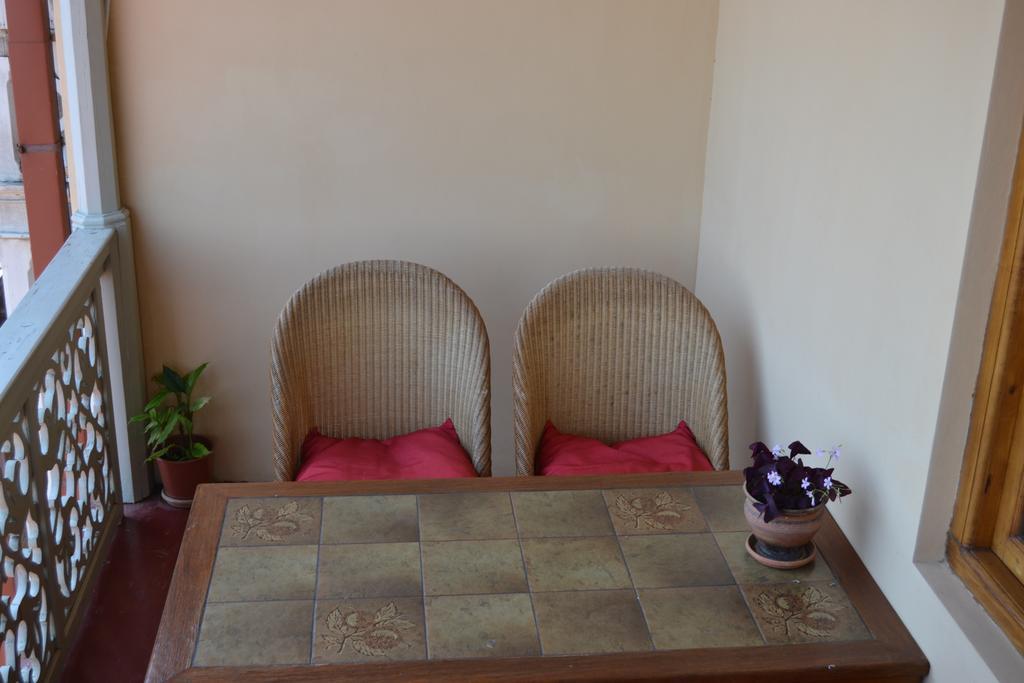 Anano Apartment On Botanikuri Tbilisi Luaran gambar