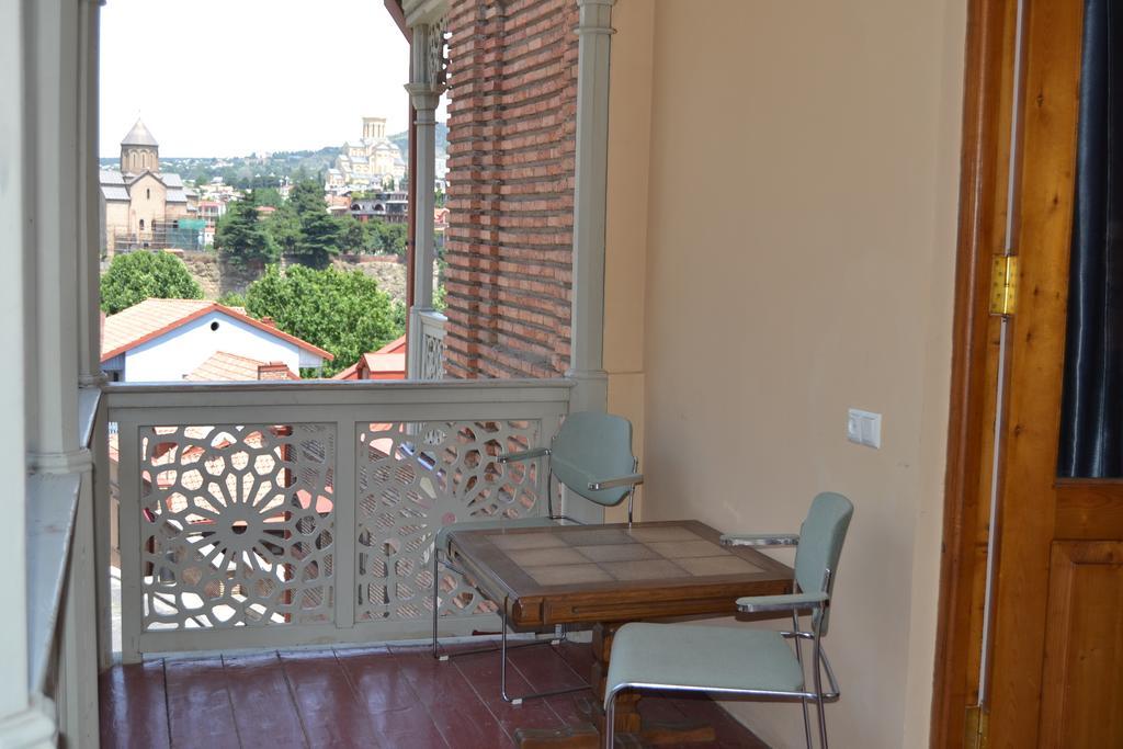Anano Apartment On Botanikuri Tbilisi Luaran gambar