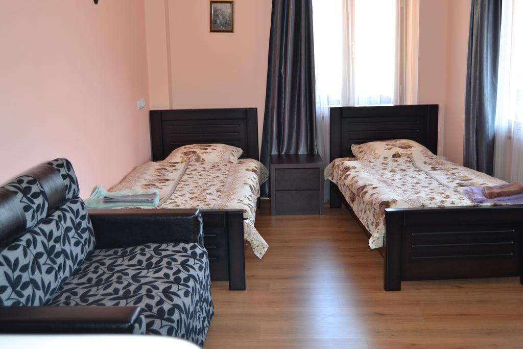 Anano Apartment On Botanikuri Tbilisi Luaran gambar